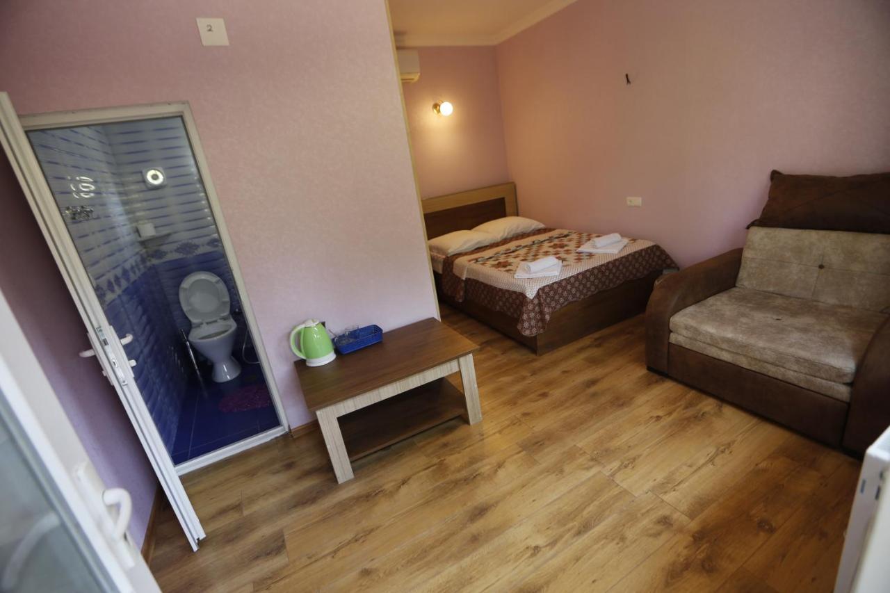 Lilia Guesthouse Sighnaghi Ngoại thất bức ảnh
