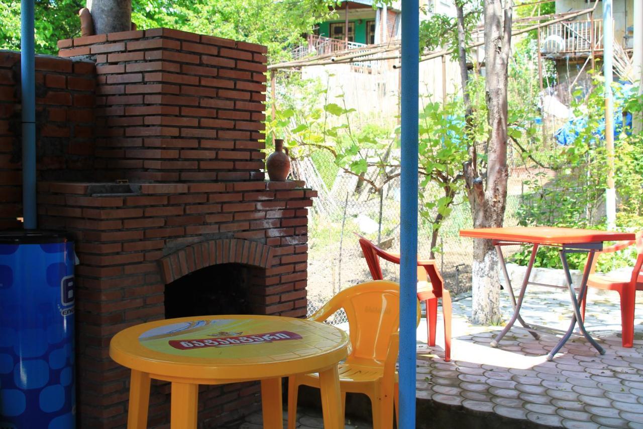 Lilia Guesthouse Sighnaghi Ngoại thất bức ảnh