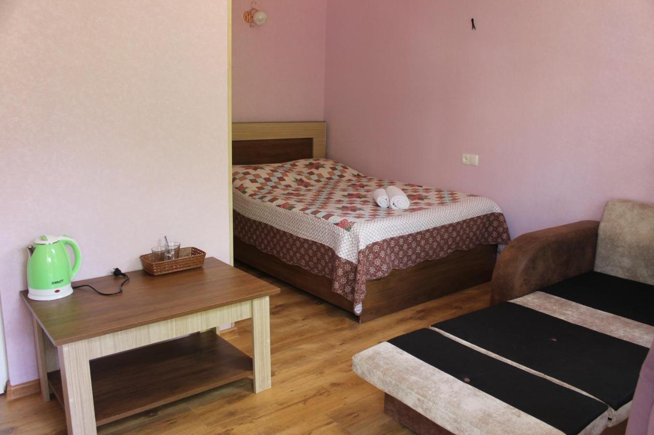 Lilia Guesthouse Sighnaghi Ngoại thất bức ảnh