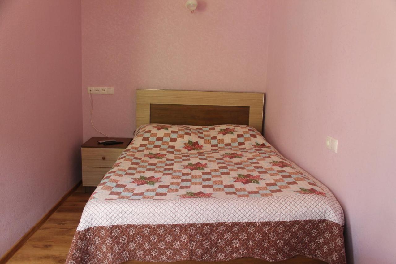 Lilia Guesthouse Sighnaghi Ngoại thất bức ảnh